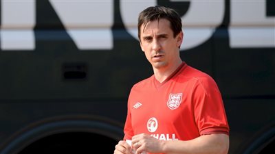 نيفيل: فرص الريال ومانشستر يونايتد متساوية