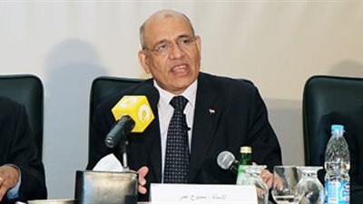 عمر: مصلحة الضرائب استنفدت وسائل التفاوض مع 