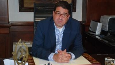 تيناوى: بنك 