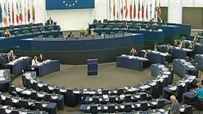 الاتحاد الأوربي يجمد أموال شركتين بتهمة توريد نفط إلى سوريا