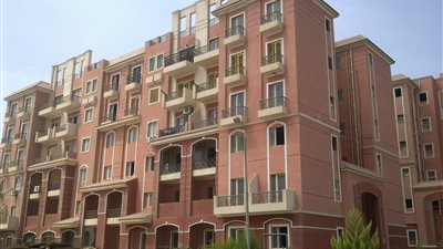 خبير عقاري: رفع أسعار الفائدة عبء إضافي على القطاع العقاري