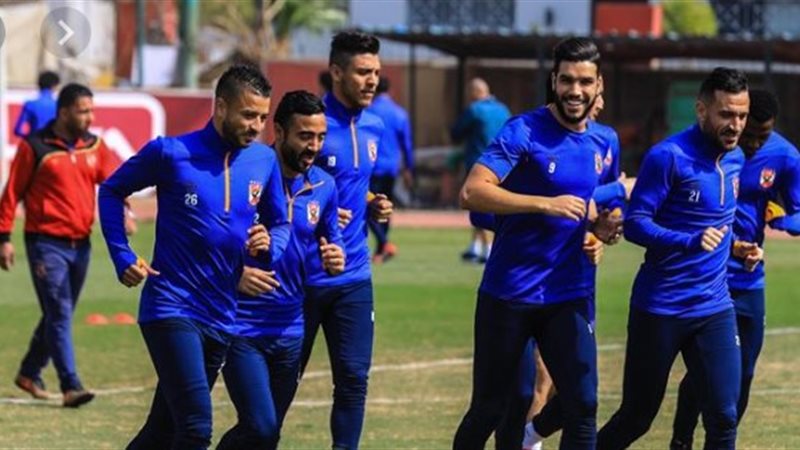 لاعبي الأهلي 