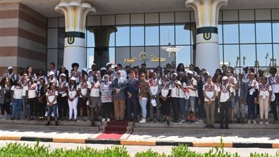 محافظ الفيوم يستقبل وفدًا من البرنامج الرئاسي لتأهيل الشباب الأفريقى للقيادة (صور)