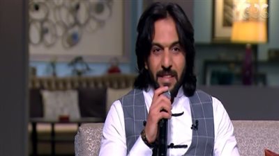 إسعاد يونس عن بهاء سلطان: «بيتكسف يظهر في البرامج»