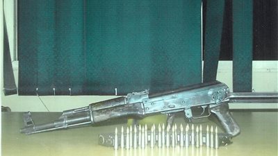 ضبط سلاح آلي بحوزة عاطل بالقليوبية