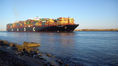 محاور تطوير وتحديث المجرى الملاحي لقناة السويس والأسطول البحري