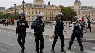 المعارضة الفرنسية تدعو لتحقيق برلماني في الهجوم على مقر الشرطة
