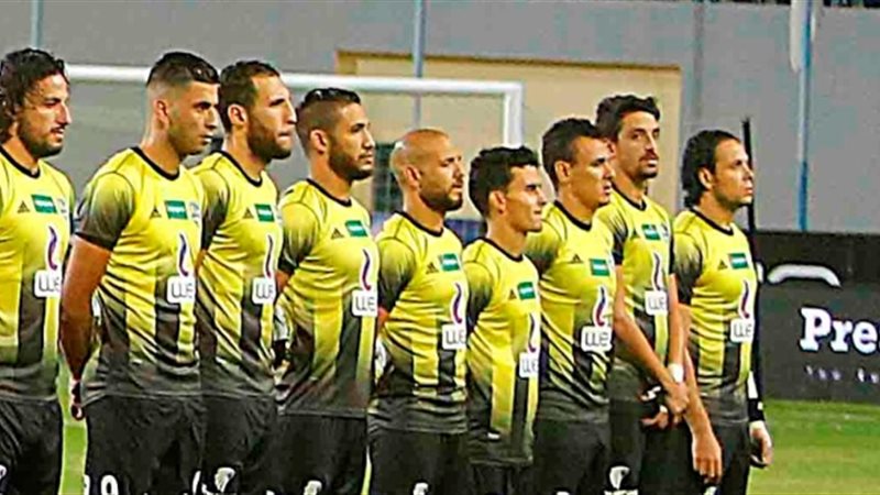 فريق المقاولون