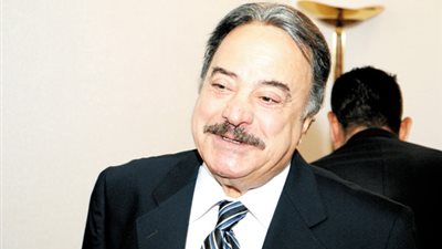 يوسف شعبان يبدأ بروفات 