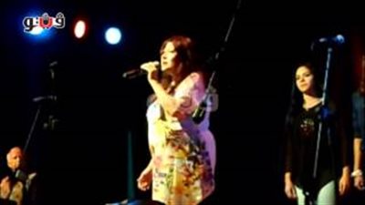 بالفيديو..«المصريين» تغني «ودارت الأيام» بساقية الصاوي