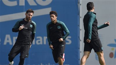 بالصور.. برشلونة ينهي تدريباته استعدادا لمواجهة يوفنتوس