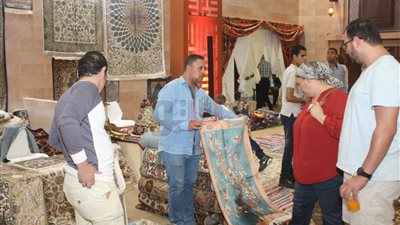 الأيدي العاملة المصرية تتألق في معرض تراثنا للحرف اليدوية (صور)