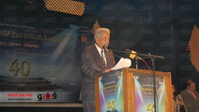 انتقادات كبيرة لأعمال مهرجان الفرق القومية.. الفنان خليل مرسي: تواضع مستوى العروض.. والاهتمام الزائد بالديكور وعدم وجود تغطية إعلامية أبرز العيوب.. وتوصيات بأن تتراوح مدة العمل بين 60 دقيقة وساعة ونصف