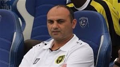 «عمرو أنور» يستبعد نجل «أبو هشيمة» من منتخب 2000