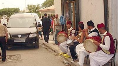 في الجزائر للأزواج الحق في بيع زوجاتهم