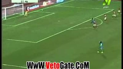 بالفيديو.. «أبو بكر» المقاصة يهدد مرمى الأهلي