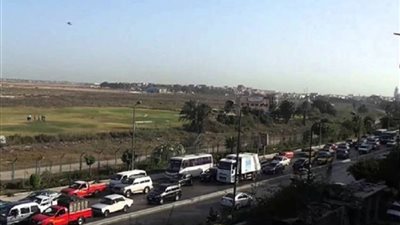 عودة حركة المرور للطريق الزراعي بعد توقفها بسبب حادث تصادم