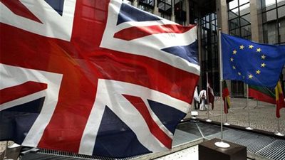 «شين فين»: خروج بريطانيا من الاتحاد الأوروبي كارثة لإيرلندا