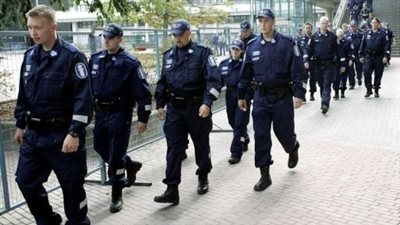 إصابة 4 طلاب إثر تعرضهم لطعنات داخل مدرسة بفنلندا