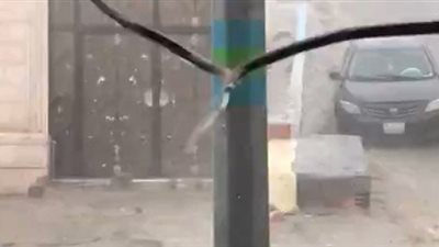 سقوط أمطار غزيرة على مدينة مكة المكرمة (فيديو)