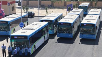 الإسكان: مشروع الأتوبيس فائق الجودة بـ٦ أكتوبر نقلة نوعية في نقل الركاب