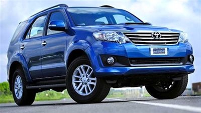 جمارك «تويوتا فورتشنز» وارد الإمارات