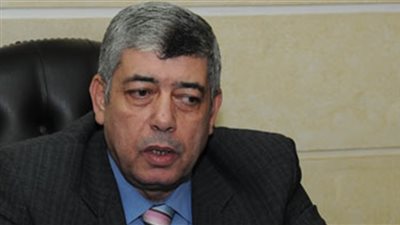 مفاجأة.. ضابط المرور أطلق 3 رصاصات على نفسه لينال تكريم الوزير