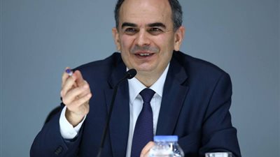 محافظ المركزي التركي يلمح بمزيد من خفض الفائدة ويبدي تفاؤله بشأن الاقتصاد