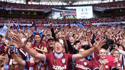 بيان شديد اللهجة من أستون فيلا ضد عنصرية بعض مشجعيه