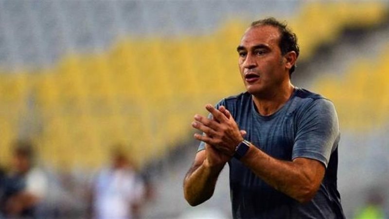 كابتن على ماهر مدرب