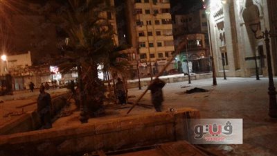 بالصور.. فك سرداق بحرم مسجد السيدة زينب بأمر الحماية المدنية