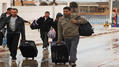 شئون المصريين بالخارج تجري اتصالات لعودة العالقين بليبيا