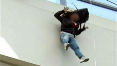 التحريات: لا توجد شبهة جنائية وراء سقوط فتاة من أعلى عقار في الدقي