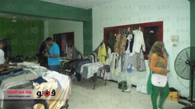 بالصور.. معرض ملابس للأسر الفقيرة في السويس