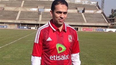 أحمد رءوف: أشكر جماهير الأهلي والتوقيع للمصري تحد جديد في حياتي