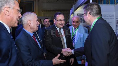 محافظ الإسكندرية: تحلية مياه البحر مُكلف ولا تنازل عن حصة مصر النيلية