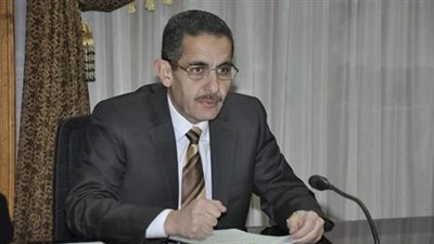 رئيس جامعة القناة للطلاب: المنطقة تنتظر خريجي الكلية المصرية الصينية