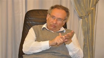 ممدوح حمزة: فيديو تحصين السيسي 