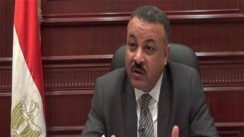 النائب عاطف ناصر