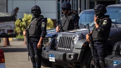 استشهاد 4 أفراد شرطة في قصف صاروخي استهدف سيارة بالشيخ زويد