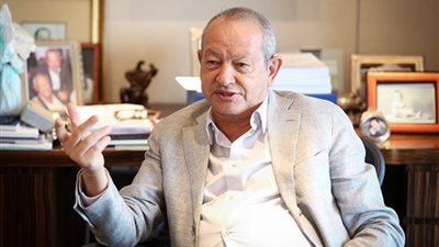 ساويرس: ترامب وجونسون 