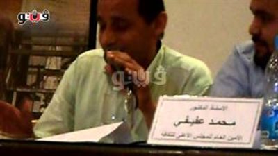 بالفيديو.. جاهين يغازل الفتاة بـ 