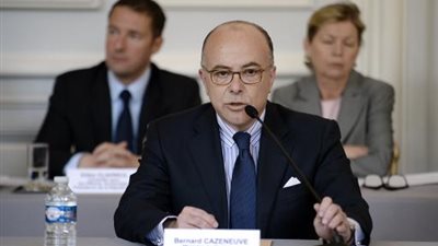 فرنسا تستبعد تعرض الطائرة الجزائرية المنكوبة لهجوم إرهابي