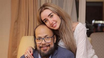 هنا الزاهد ترثي طلعت زكريا بكلمات مؤثرة: معرفتش كلمة بابا غير وأنا معاك