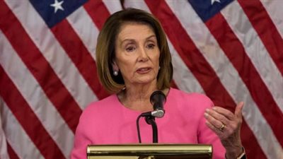 بيلوسي: البيت الأبيض يُخفي وقائع بشكل غير قانوني