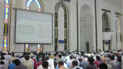 خطباء الجمعة بـ