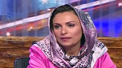 طليقة «عكاشة»: «هددني بحصانته وعرض عليا رشوة علشان أسكت»