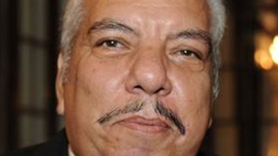 بالمستندات.. عقود 