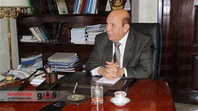 نشرة الأخبار.. 