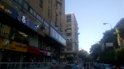 بالصور.. 100 ألف جنيه سعر متر المحل التجاري في روكسي